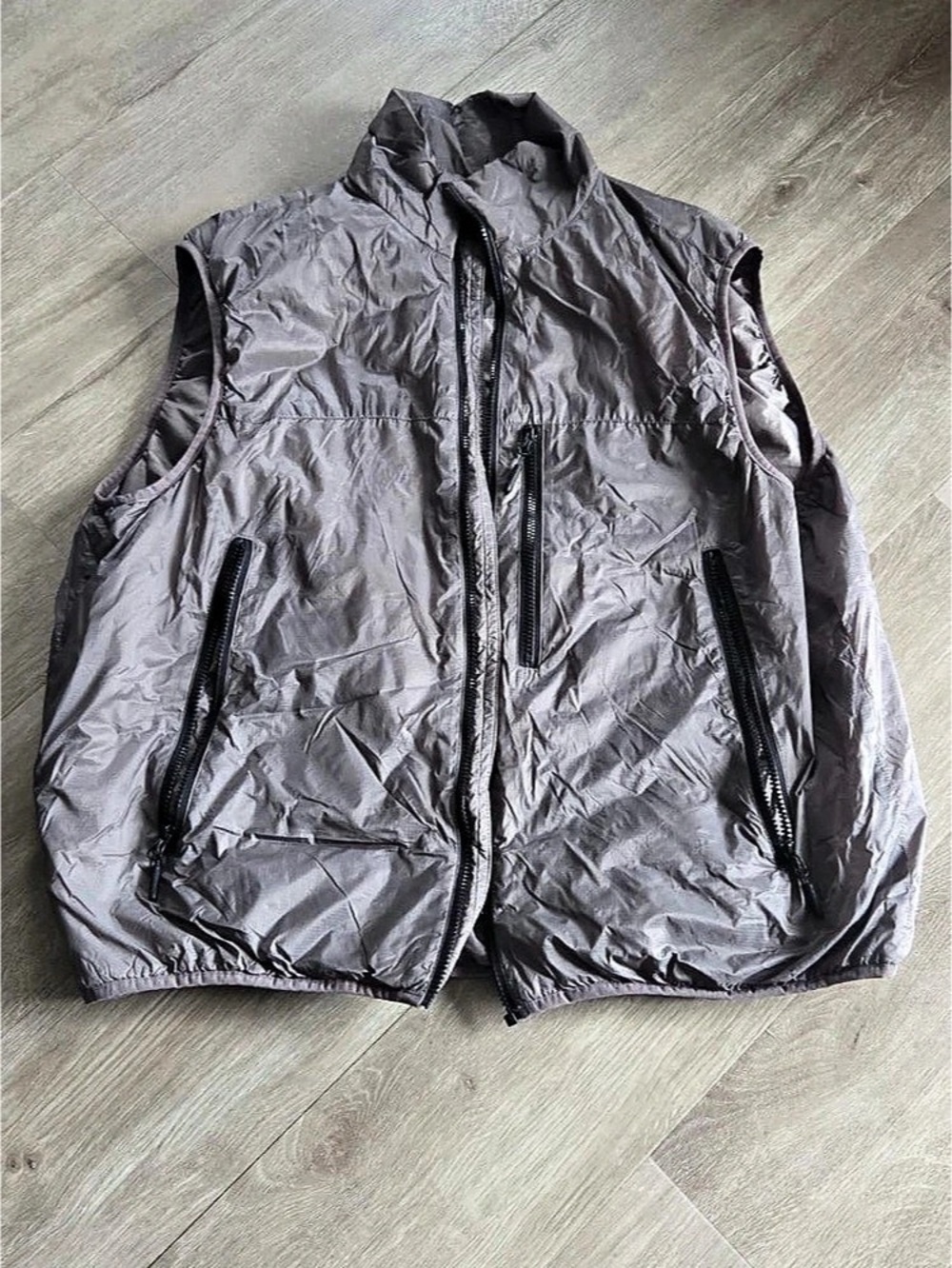 Quilted Zip Front Vest in Gray